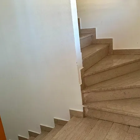 Se058 - Senigallia, Pentalocale Comodo Ai Servizi